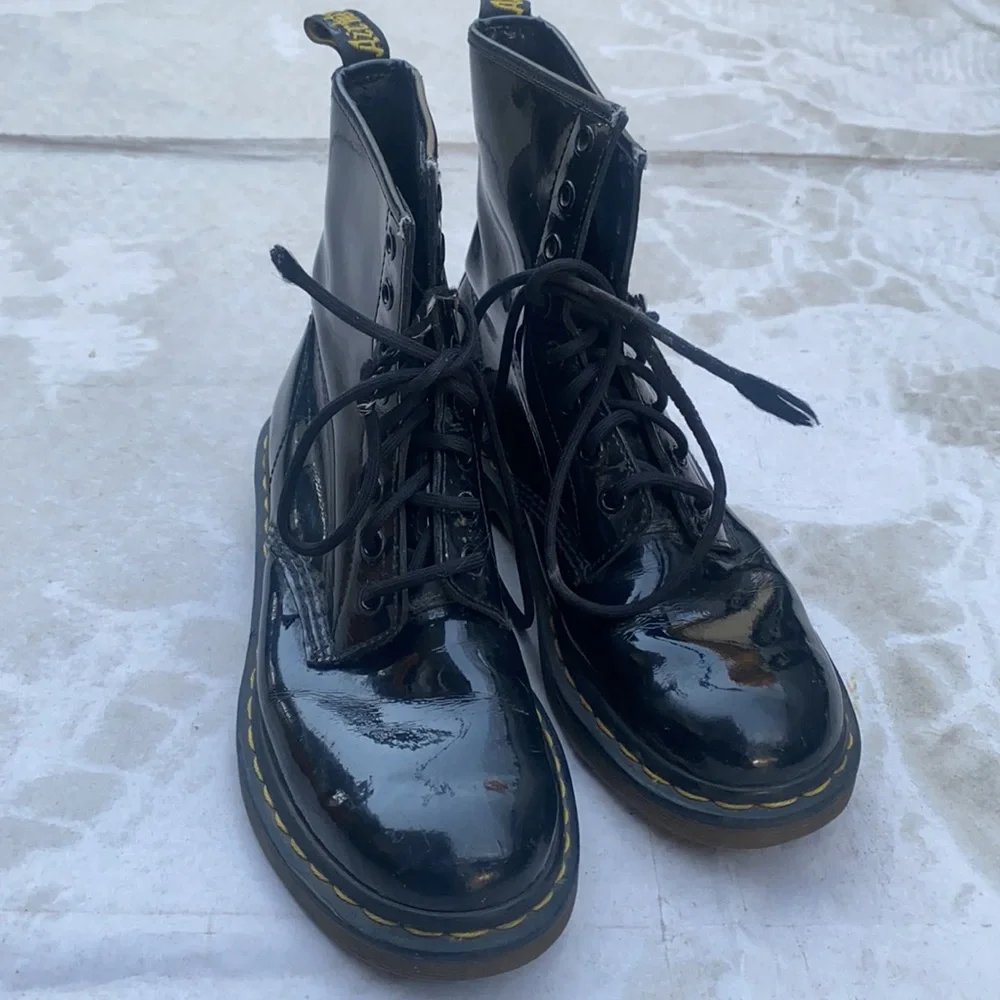 Doc Martens 1460 Boots Womens Size 8 Shoes Black Eye 8 Patent Leather C… - Picture 2 of 8